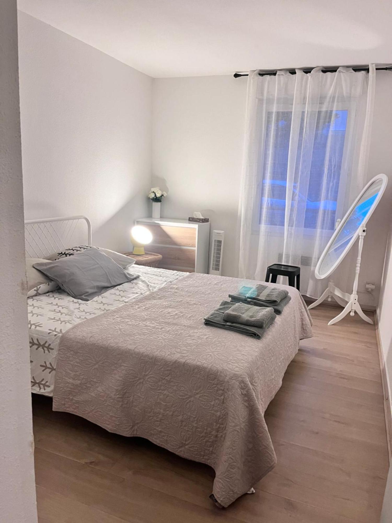 Appartement T3 Proche Remparts Avignon Bagian luar foto